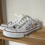 Vyšívané tenisky #004 – bílá